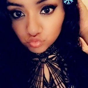 Meet your Posher, Aylin